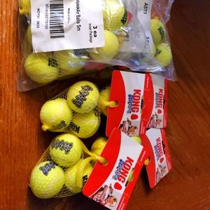 Kong Size small tennis balls 3 pack